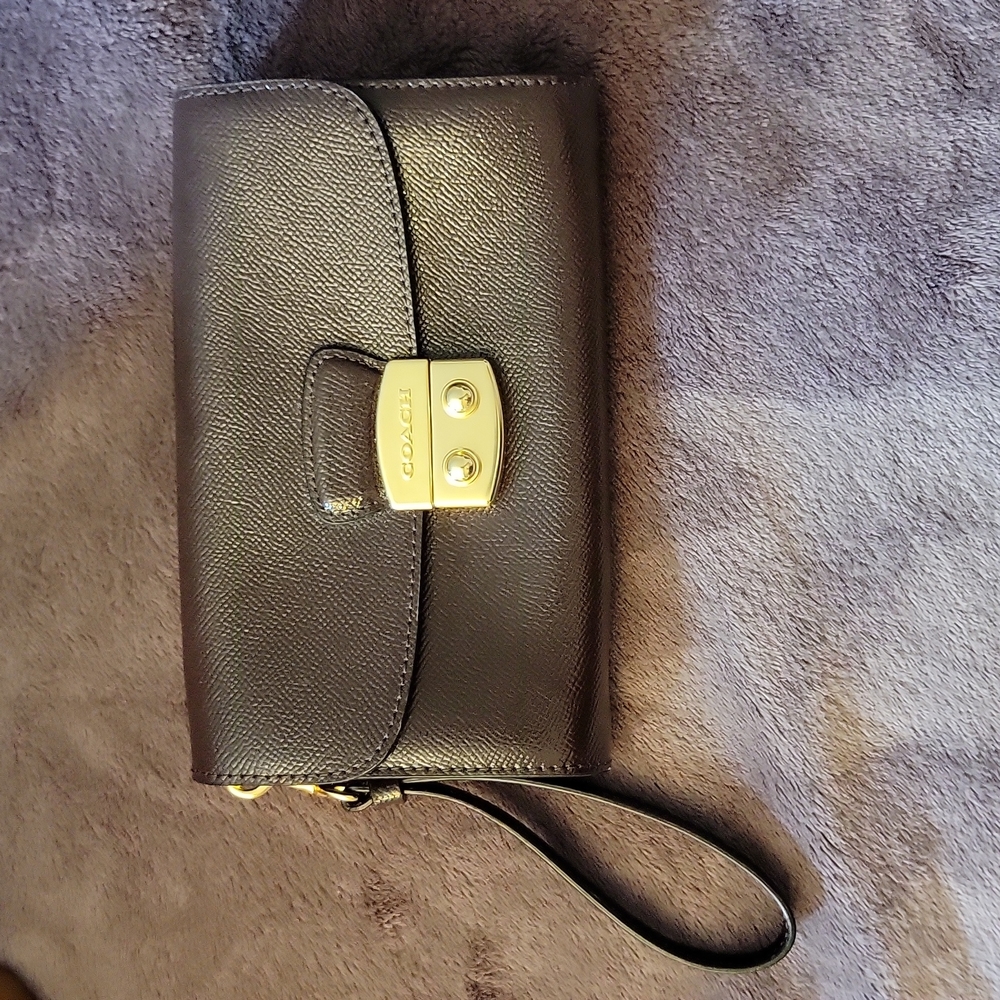 Coach clutch/crossbody maroon